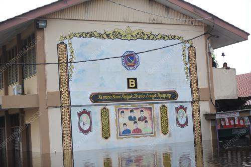 PH10_01012015_BANJIR