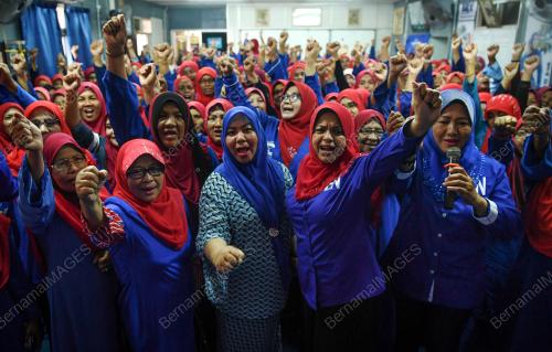 PH10_01052018_WANITA_BN