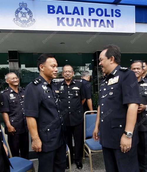 PH10_01082012_POLIS