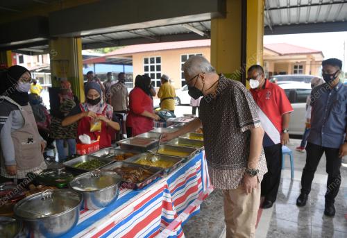 DATUK SERI ISMAIL SABRI YAAKOB