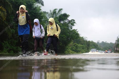 PH10_02012018_BANJIR