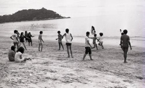 PERTANDINGAN KAPAL LAYAR
