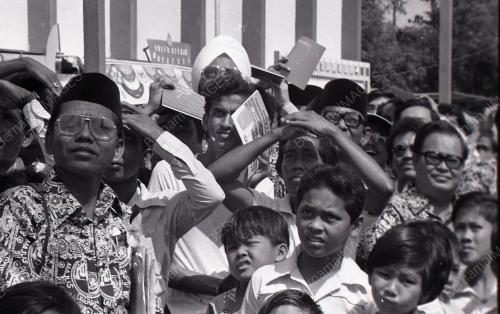 MOHD. NAJIB TUN ABDUL RAZAK