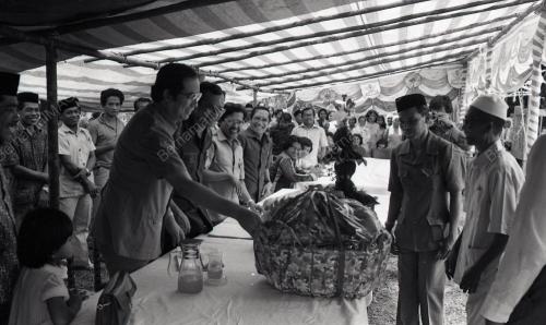 MOHD NAJIB TUN ABDUL RAZAK
