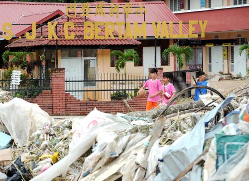 PH10_07114_BANJIR_07112014