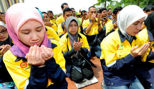 PH10_08112012_LYNAS