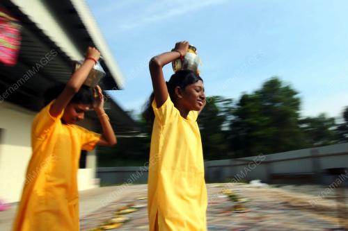 PH10_09022017_THAIPUSAM