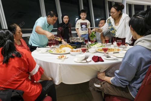 MAKAN BESAR TAHUN BARU CINA