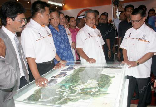 MUHYIDDIN YASSIN