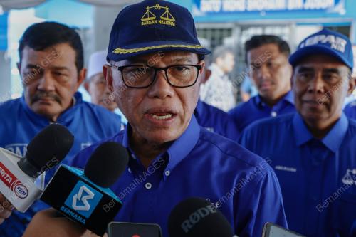 DATUK SERI WAN ROSDY WAN ISMAIL