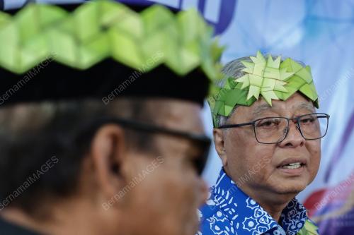 DATUK SERI ISMAIL SABRI YAAKOB