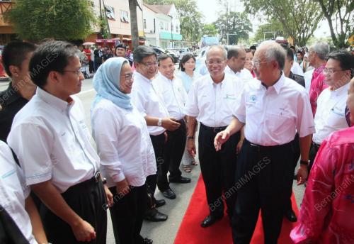MOHD NAJIB TUN RAZAK