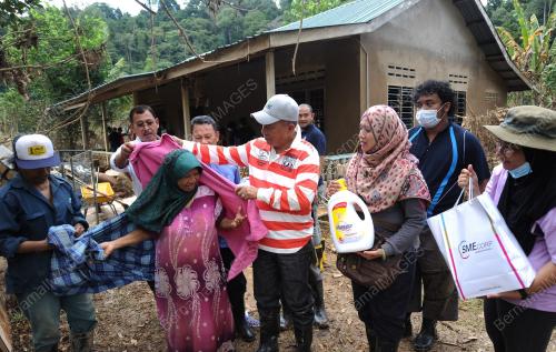 PH10_13012015_BANJIR