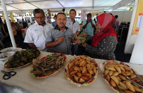 PH10_13112013_PELADANG