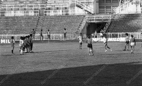 PH10_14012015_LATIHAN_BOLA