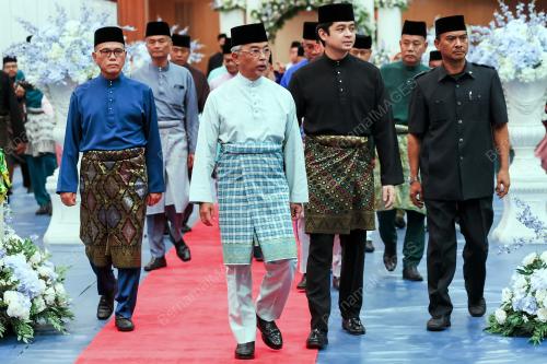 SULTAN ABDULLAH RI'AYATUDDIN AL-MUSTAFA BILLAH SHAH