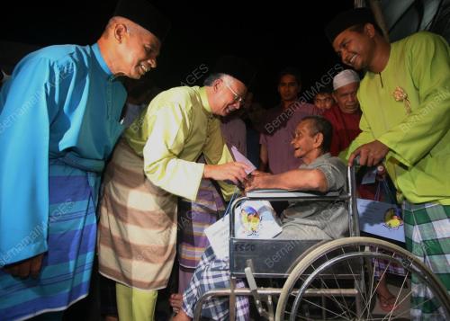 MOHD NAJIB TUN ABDUL RAZAK