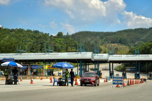 ALIRAN TRAFIK PLAZA TOL BENTONG