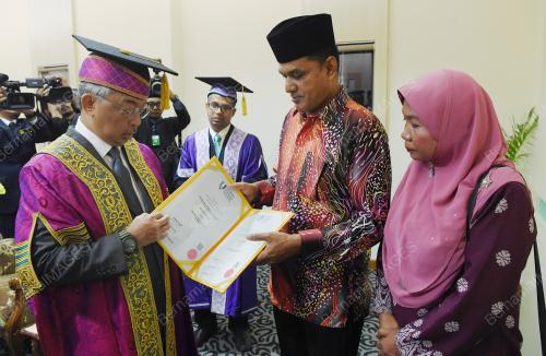 PH10_16112019_AGONG