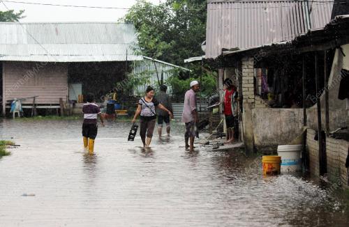 PH10_17122014_BANJIR