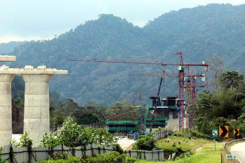 PROJEK LALUAN REL PANTAI TIMUR (ECRL)
