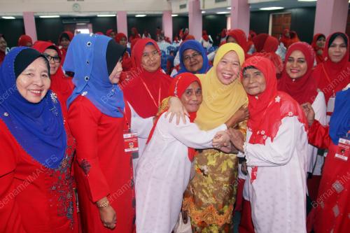PH10_20082016_AZIZAH