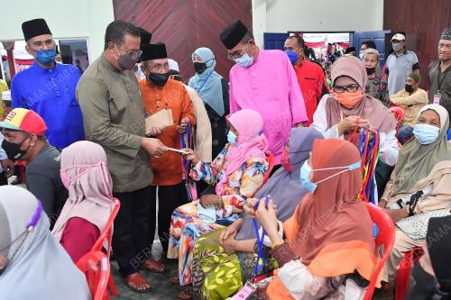 DATUK SERI ABDUL RAHMAN MOHAMAD
