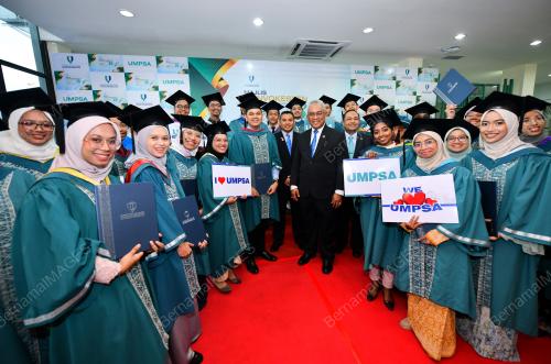 PROF DATUK TS DR YUSERRIE ZAINUDDIN