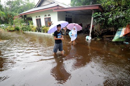 PH10_22012013_BANJIR3