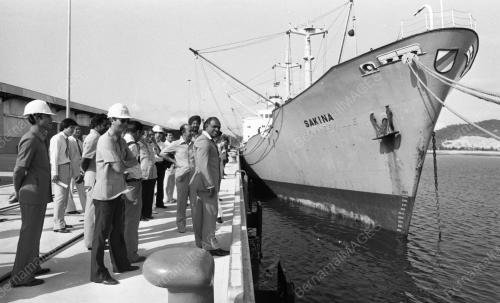 PH10_24022015_LAWAT_PELABUHAN