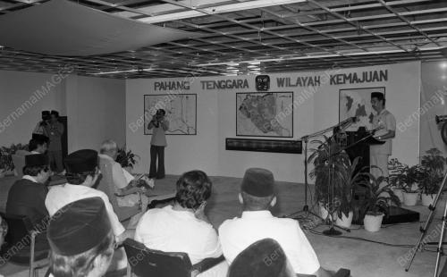 PH10_26012015_AGONG_PAHANG