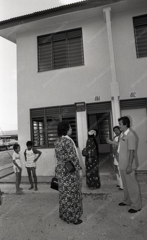 PH10_26012015_NAPSIAH_RUMAH_MURAH