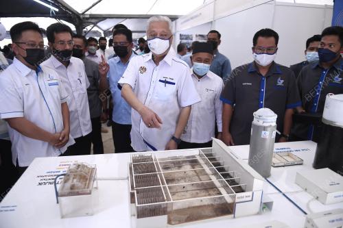 DATUK SERI ISMAIL SABRI YAAKOB