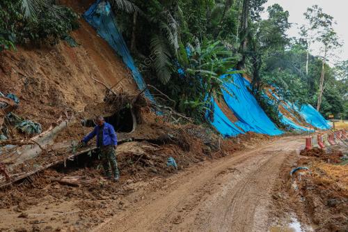 BANJIR PUING