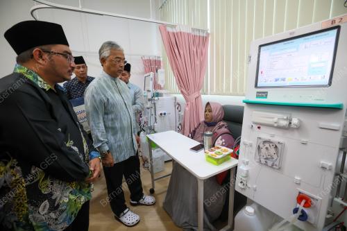 AL-SULTAN ABDULLAH RIÃ•AYATUDDIN AL-MUSTAFA BILLAH SHAH