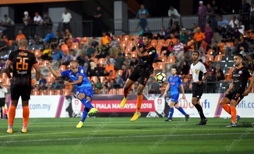 PH10_28082018_BOLA