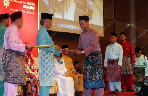 PH10_29042017_GRADUASI