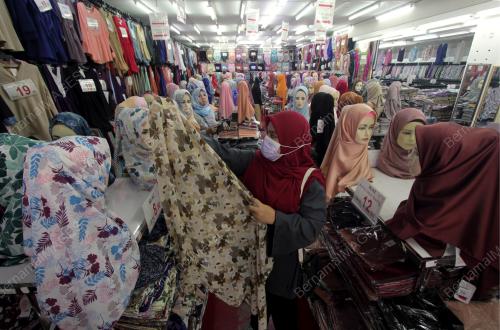 MEMBELI BELAH TUDUNG RAYA