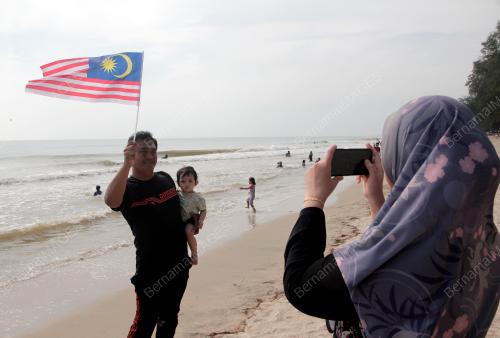 NUUR FATIHAH SAHWARIZAL