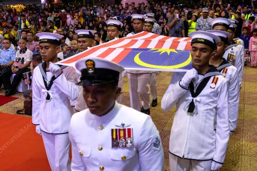 PELANCARAN KIBAR JALUR GEMILANG
