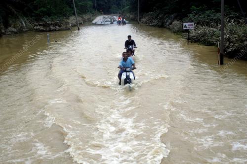 PENUNGGANG MOTOSIKAL