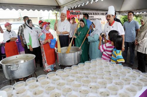 PH11_04082013_PM_BUBUR