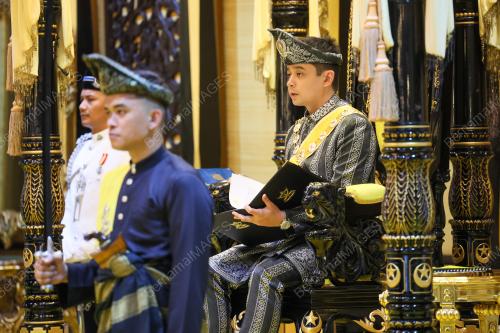 TENGKU HASSANAL IBRAHIM ALAM SHAH AL SULTAN ABDULLAH
