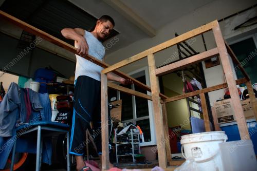 AKTIVITI DI RUMAH