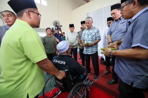 AL-SULTAN ABDULLAH RI'AYATUDDIN AL-MUSTAFA BILLAH SHAH