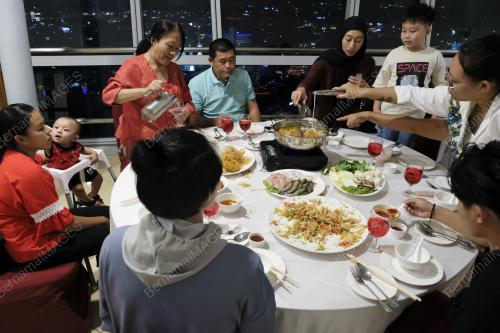 MAKAN BESAR TAHUN BARU CINA