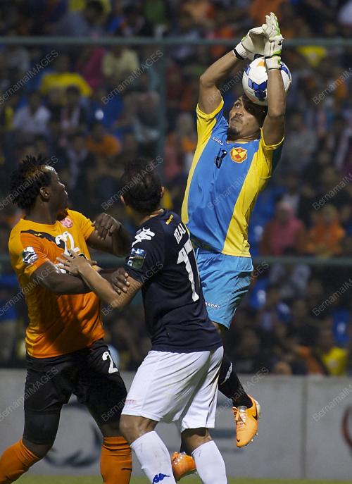 PH11_10102014_BOLA