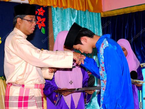 ISMAIL SABRI YAAKOB