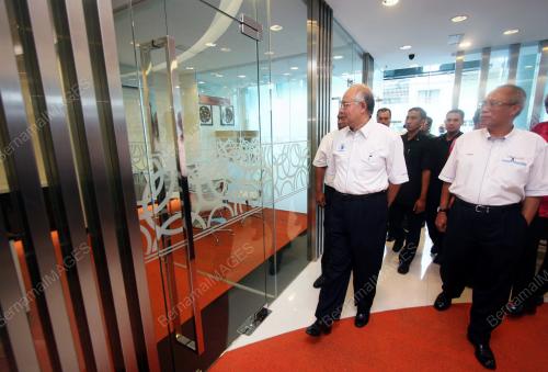 MOHD NAJIB TUN RAZAK
