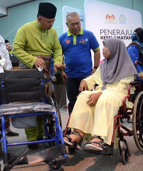 DATUK SERI MOHD JOHARI HUSSAIN